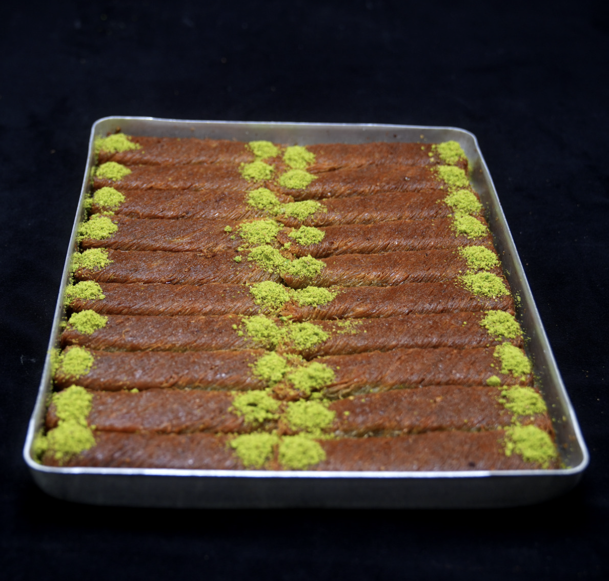 Fıstıklı Diyarbakır Burma Tepsi Kadayıf - Neves Baklava