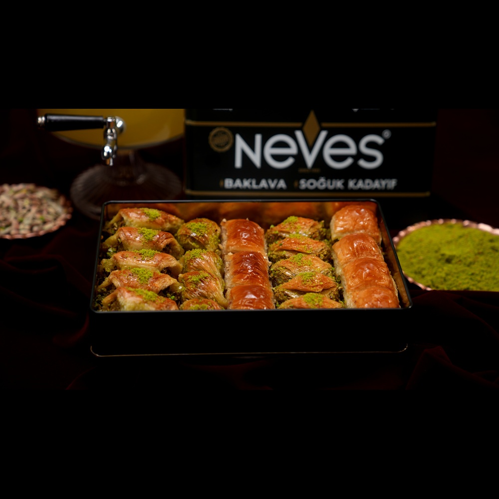 Neves Özel Hediyelik Kutu - Neves Baklava
